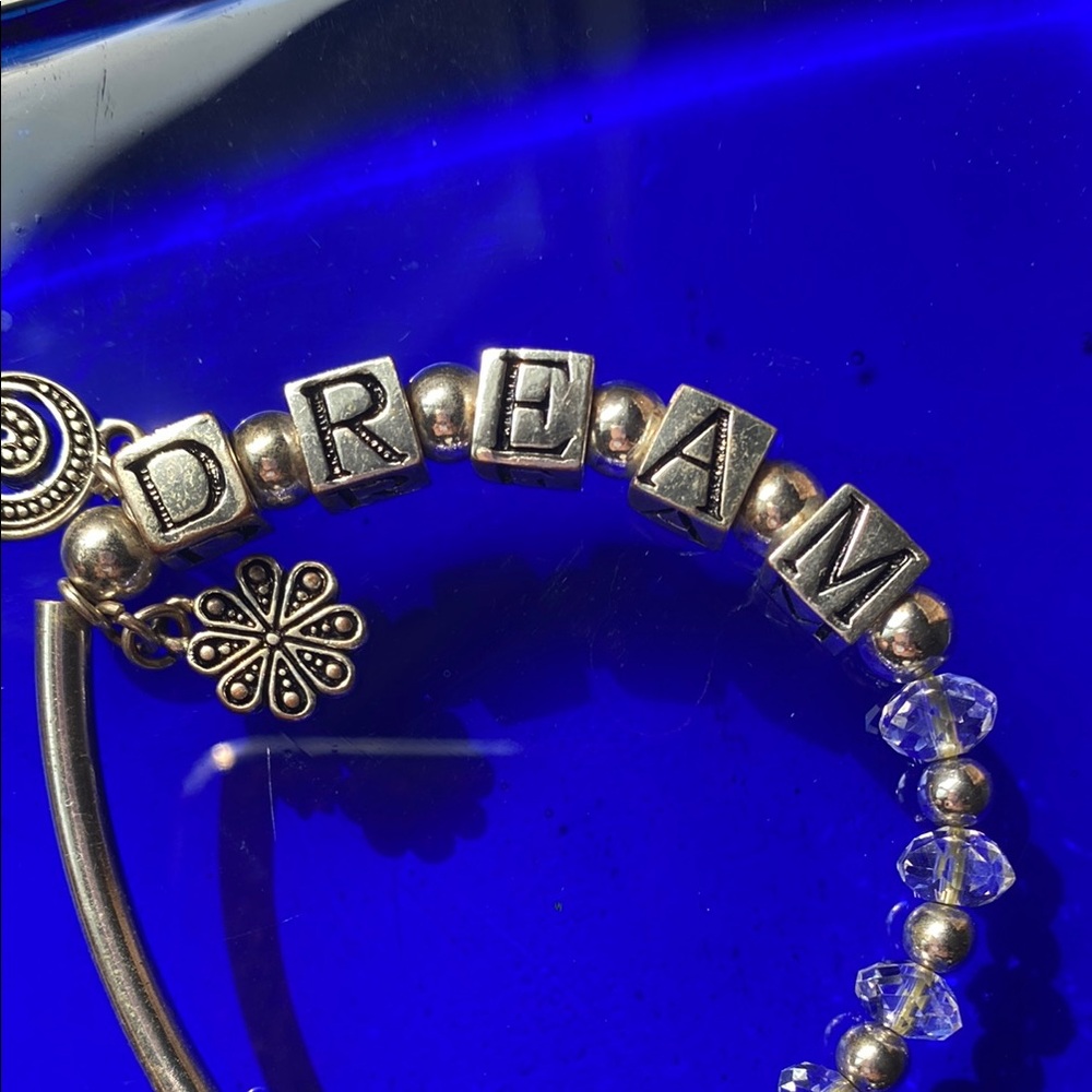 Pandora-style Silver 'Dream' Bracelet with Clear Beads.  Stretchy band. EUC - Picture 3 of 7